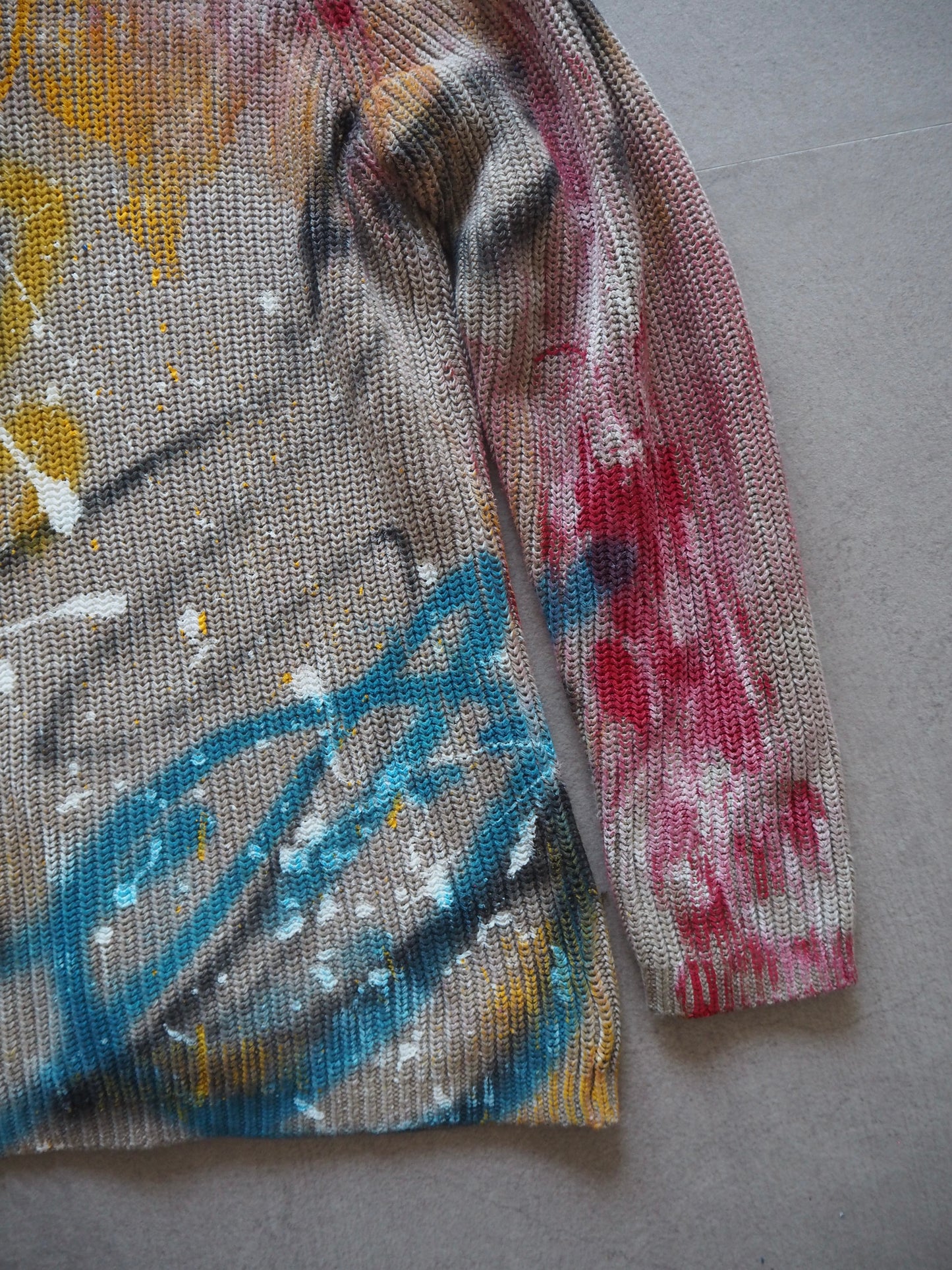 painted&sprayed rakugaki Knit