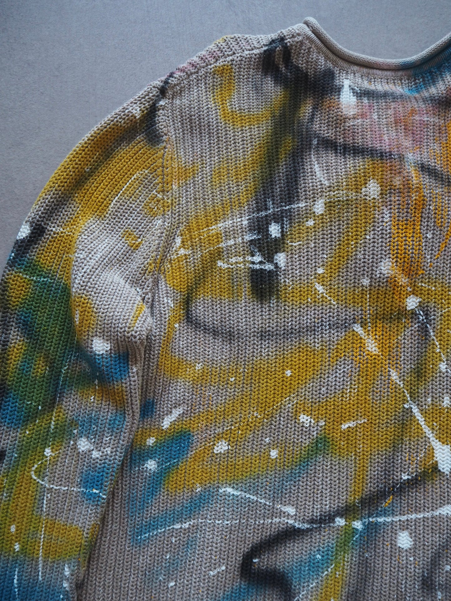 painted&sprayed rakugaki Knit